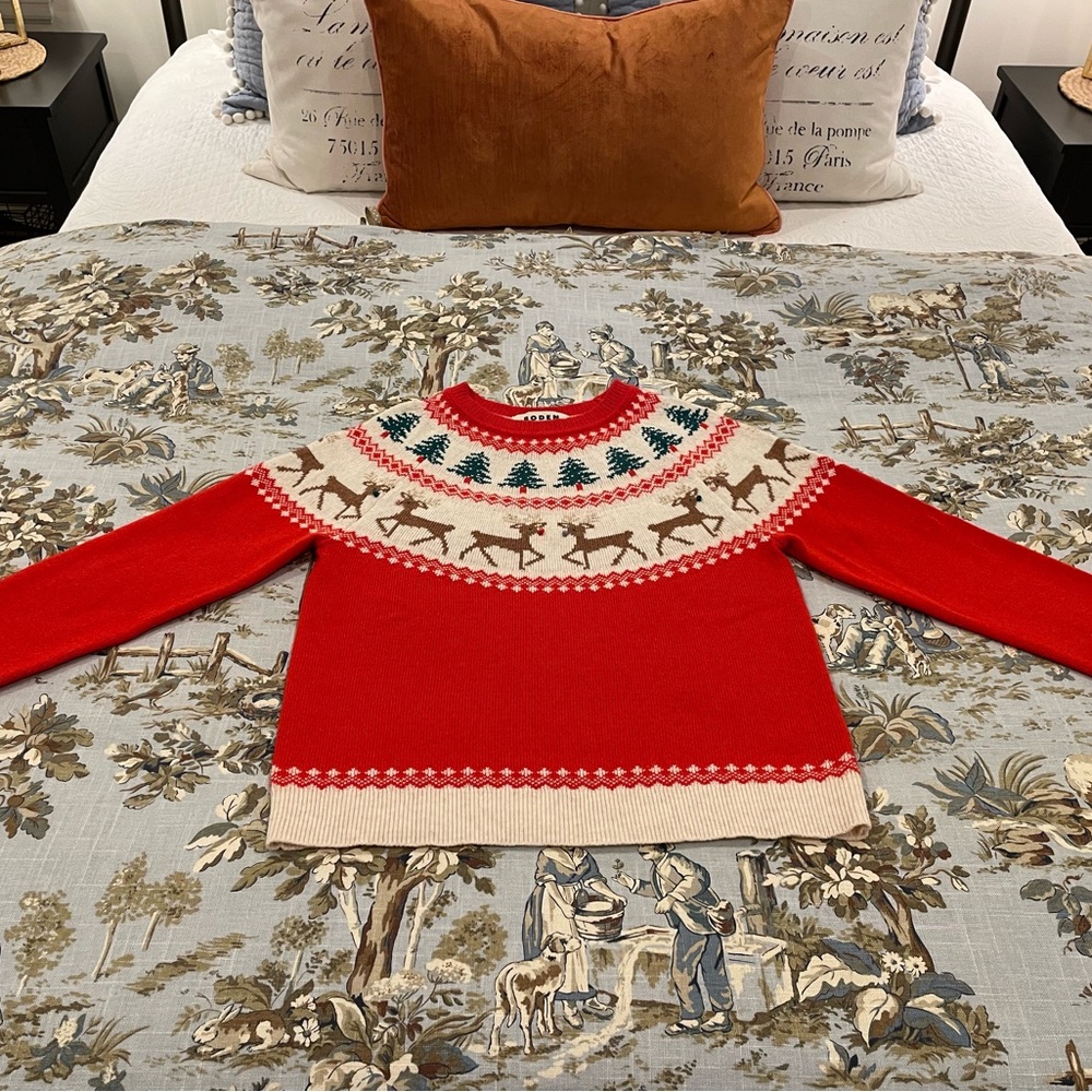 Boden NWOT Reindeer Christmas Sweater Size S
